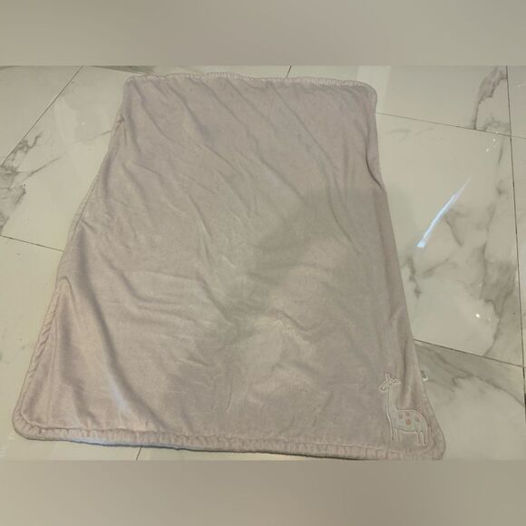 Carter's Soft pink Baby Blanket #24 - Picture 1 of 5